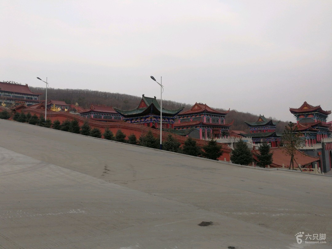 佛门圣地黑龙江省双鸭山市,佛母山,中道寺